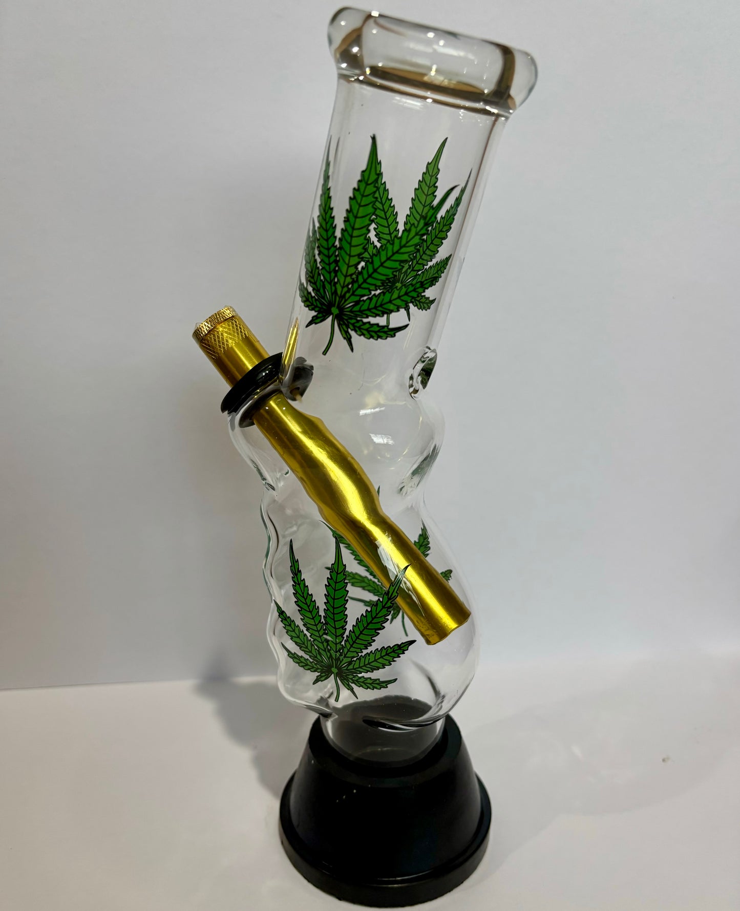 Medium Gripper Glass Bong